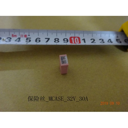 Fusible - MCASE - 32 V - 30 A - BYD - 12785025-00