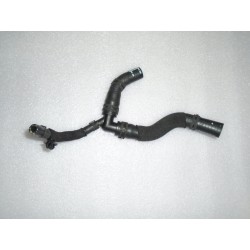 Tuyau de sortie de la pompe de refroidissement du système de gestion thermique de la batterie de puissance - BYD - 12715656-00