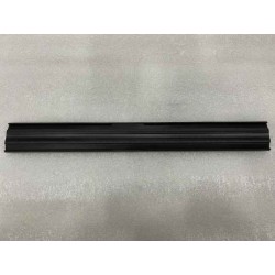Partie inférieure du montant b de la porte avant gauche - BYD - 12665799-00