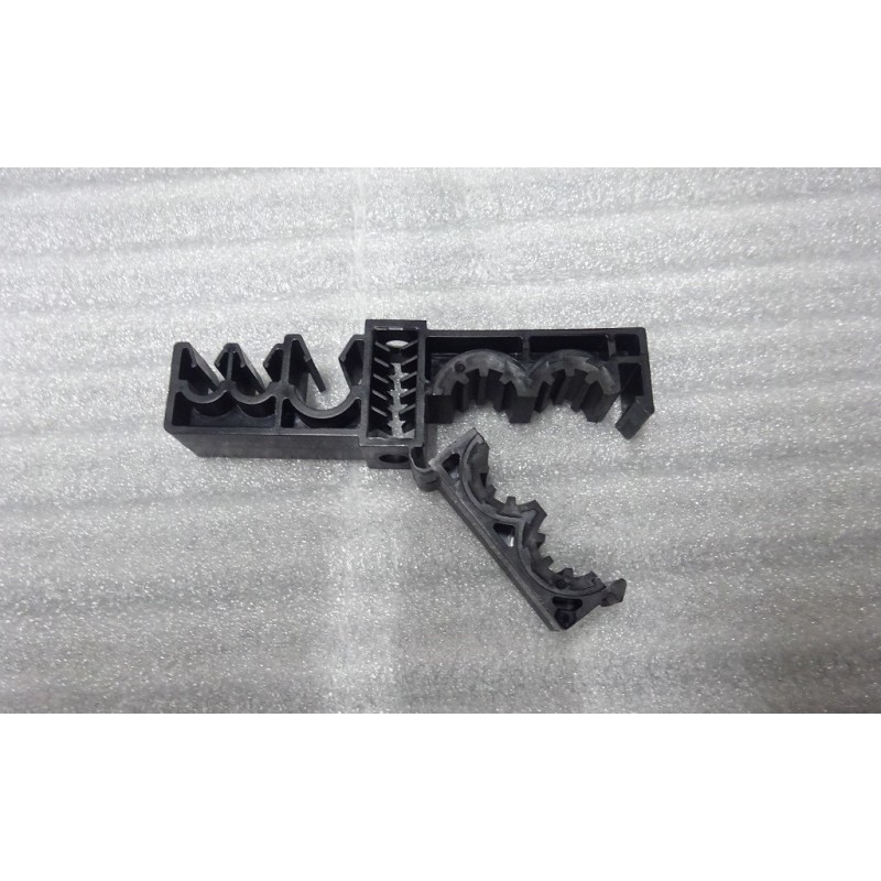Collier de serrage à cinq trous - BYD - 12546389-00