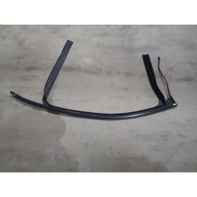 Fente,portière avant,droite - BYD - 12407866-00