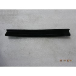 Segment inférieur de la goulotte du montant b de la porte avant - BYD - 12225831-00