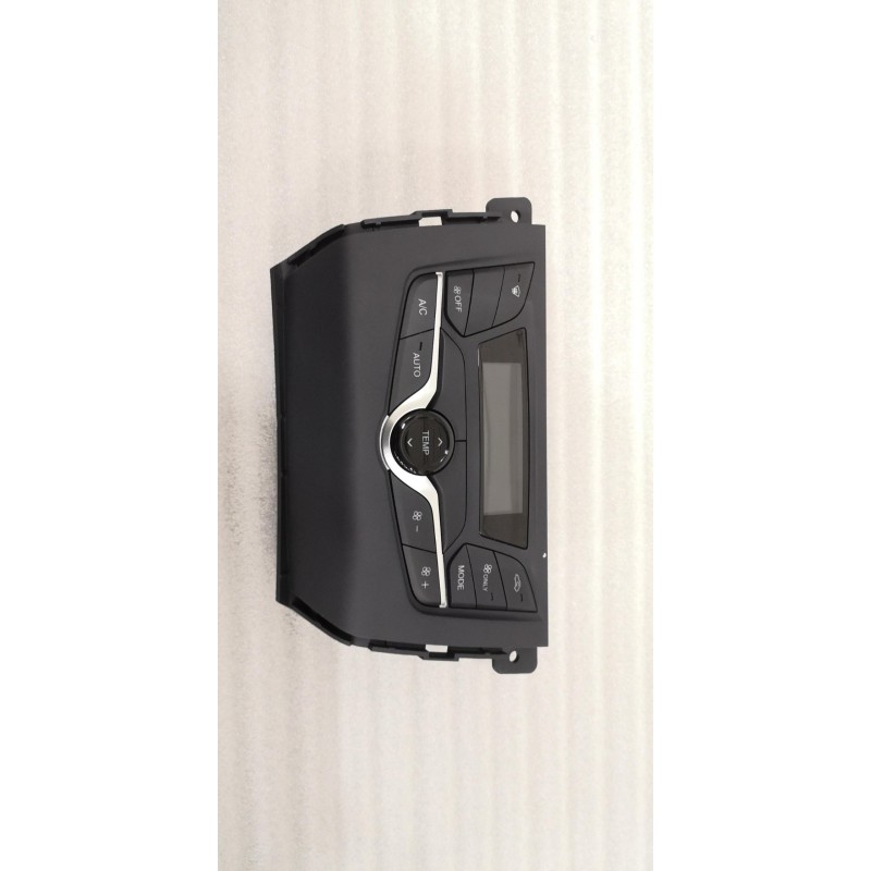 Commande de climatisation automobile. - BYD - 11826465-00