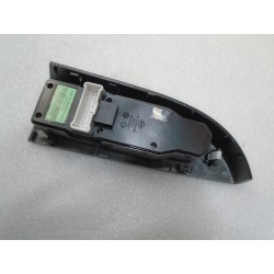 Commutateur de leve-vitre de porte avant gauche et plaque de finition-gris argent 6 - BYD - 11715313-00