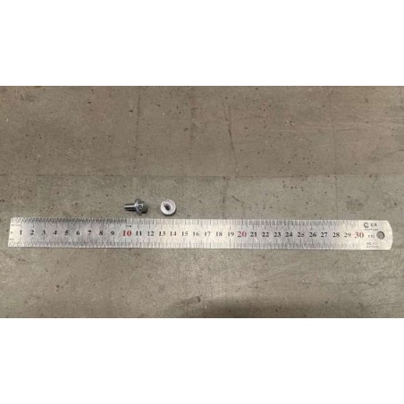 Boulon à bride hexagonale avec dents sur la surface d’appui - BYD - 11688419-00