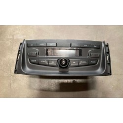 Radio. - BYD - 11456187-00