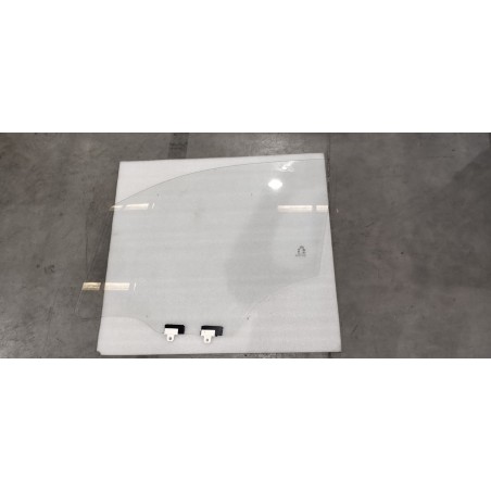 Vitre de la porte avant gauche - BYD - 11130818-00