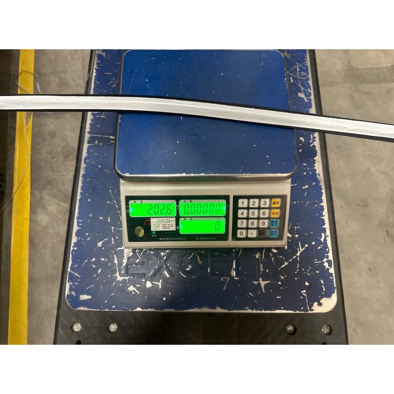 Lèche-vitre extérieur de la porte avant gauche - BYD - 11130801-00