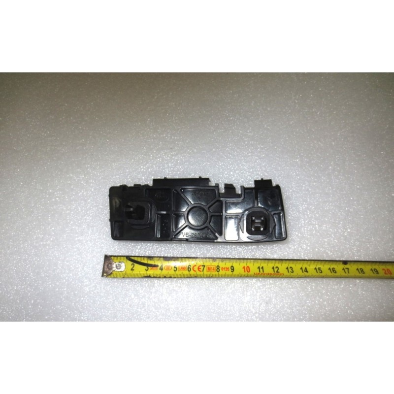Support arrière gauche du pare-chocs arrière - BYD - 11129699-00