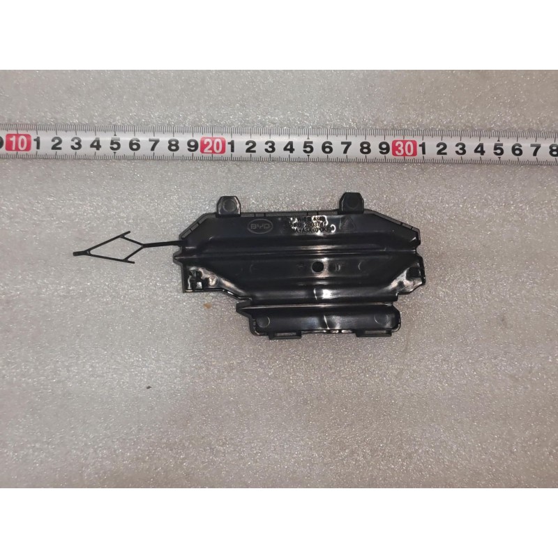 Corps de bouchon d'obturateur de crochet de remorquage avant - BYD - 19453810-00