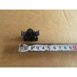 Collier de serrage à deux trous - BYD - 11082852-00