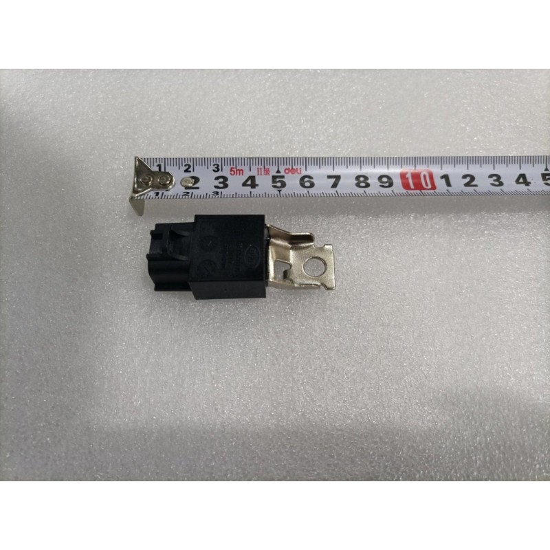 Condensateur de filtrage-radio - BYD - 10675733-00
