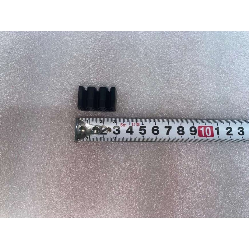 Collier de serrage à trois trous - BYD - 10249762-00