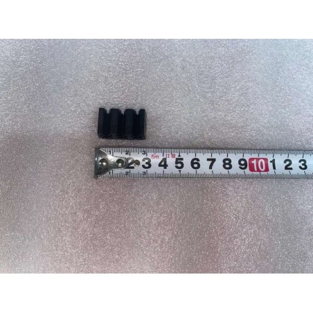 Collier de serrage à trois trous - BYD - 10249762-00