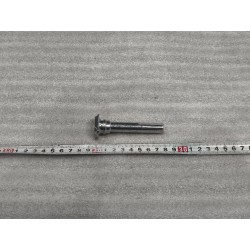 MACHINED PART - E6A-3501118DS - Axe de support d'étrier de frein avant - 40CR - BYD - 19252464-00