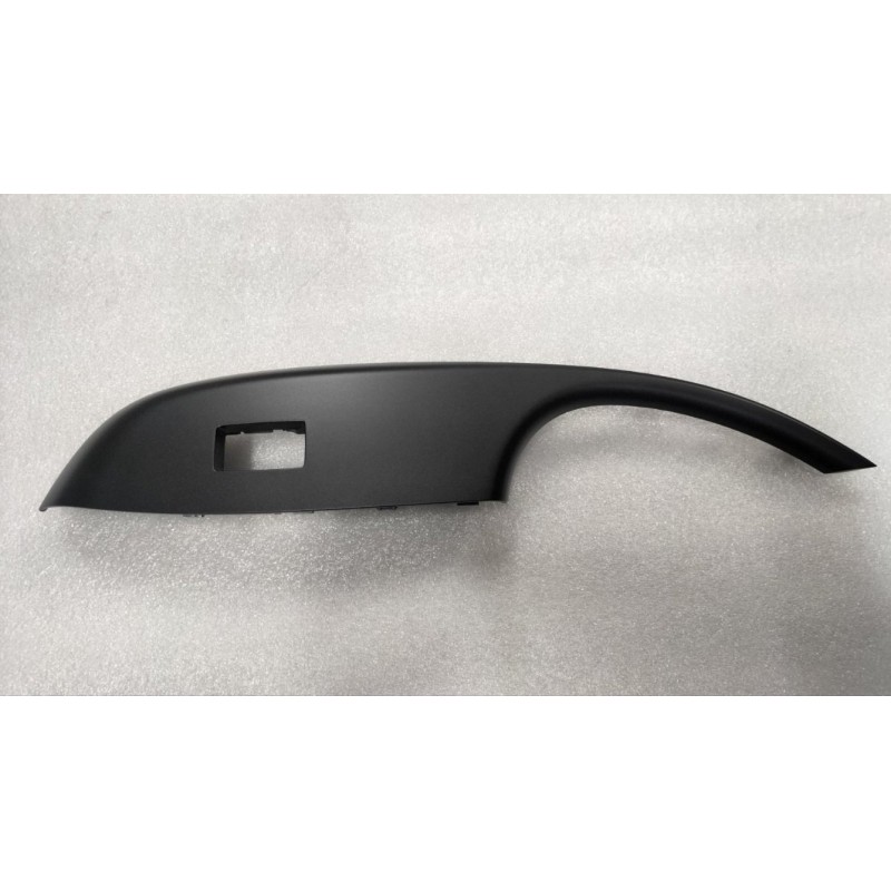 Bac de rangement de porte avant gauche - Noir métal mat - BYD - 13867693-00