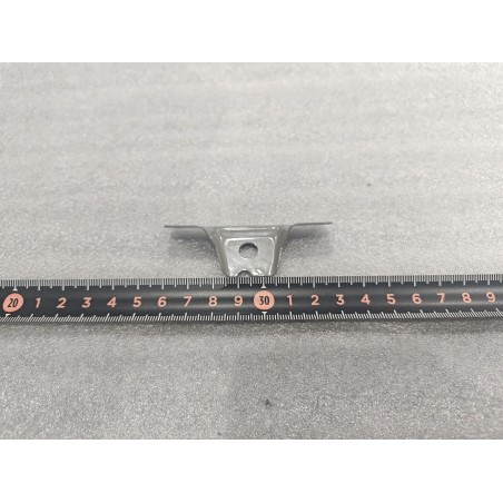 Support inférieur droit de garniture de custode arrière - BYD - 19045776-00