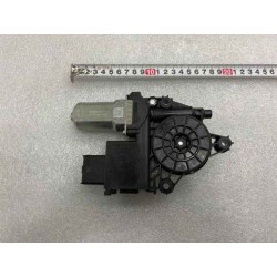 Moteur de porte avant droite - BYD - 13721054-00