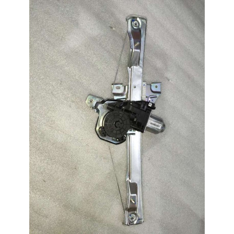 Lève-vitre de porte arrière droite - BYD - 13721053-00
