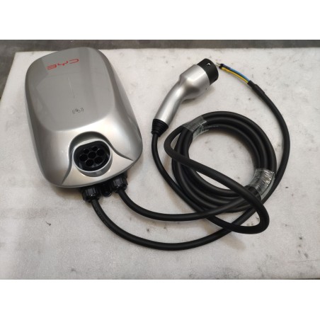 Borne de recharge - AC - 7 KW - 220V - norme européenne - version connectée - pistolet unique - 5m - BYD - 18682333-00