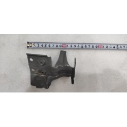 Support inférieur gauche d'aile - BYD - 18675064-00