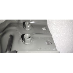 Support inférieur gauche d'aile - BYD - 18675064-00