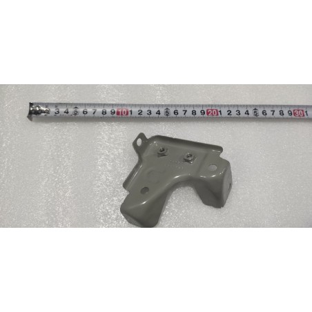 Support inférieur d'aile gauche - BYD - 18660622-00