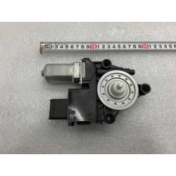 Moteur de porte avant gauche - BYD - 13721050-00