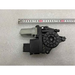 Moteur de porte arrière droite - BYD - 13721048-00