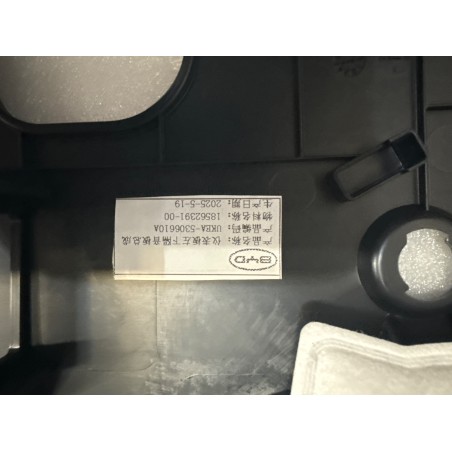 Panneau d'insonorisation inférieur gauche de tableau de bord - BYD - 18562391-00