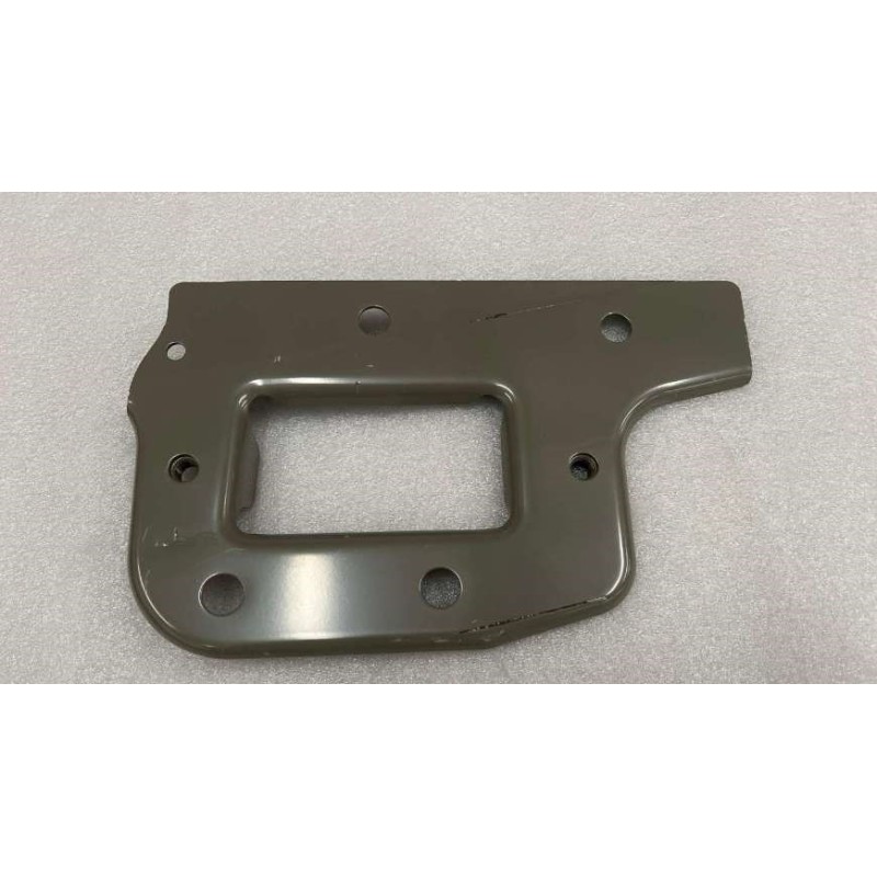 Plaque de fixation gauche de poutre anti-collision avant - BYD - 13651241-00