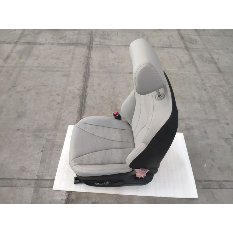 Sous-ensemble siège conducteur-Gris - BYD - 18279034-00