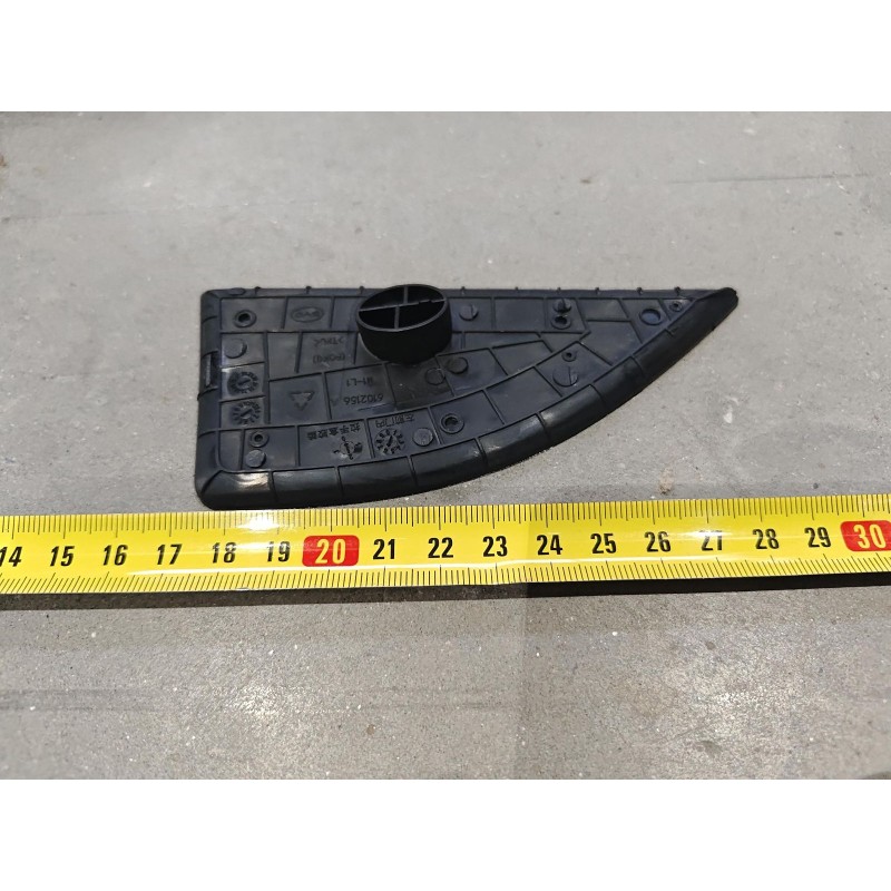 Cale en caoutchouc de vide-poches de porte avant gauche - BYD - 18227184-00